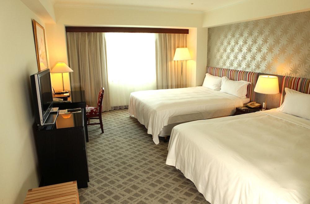 The Howard Plaza Hotel Καοσιούνγκ Εξωτερικό φωτογραφία A room at the hotel