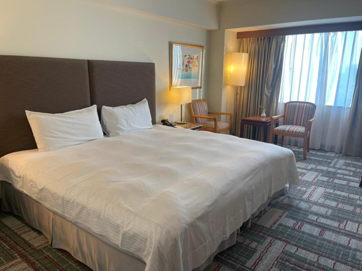 The Howard Plaza Hotel Καοσιούνγκ Εξωτερικό φωτογραφία A room at the hotel
