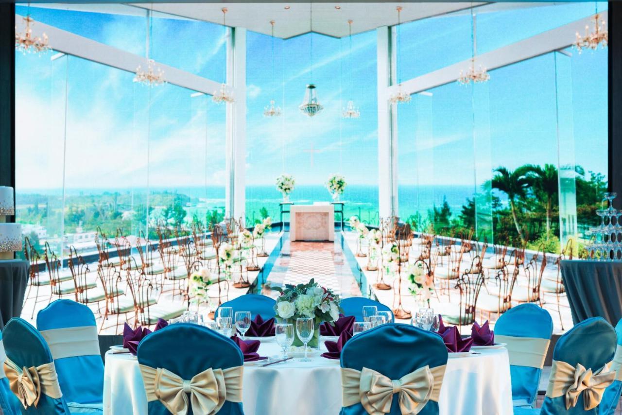 The Howard Plaza Hotel Καοσιούνγκ Εξωτερικό φωτογραφία The Crystal Hall