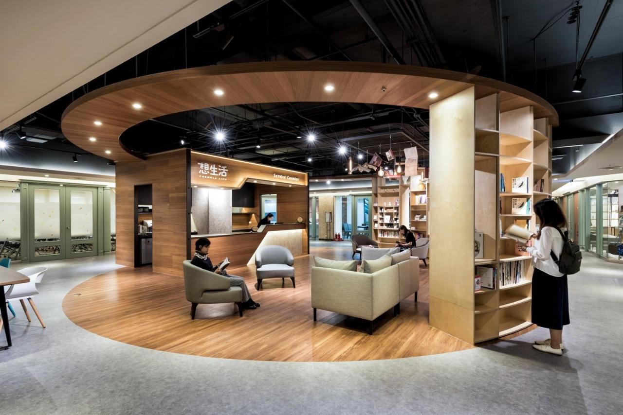 The Howard Plaza Hotel Καοσιούνγκ Εξωτερικό φωτογραφία Library